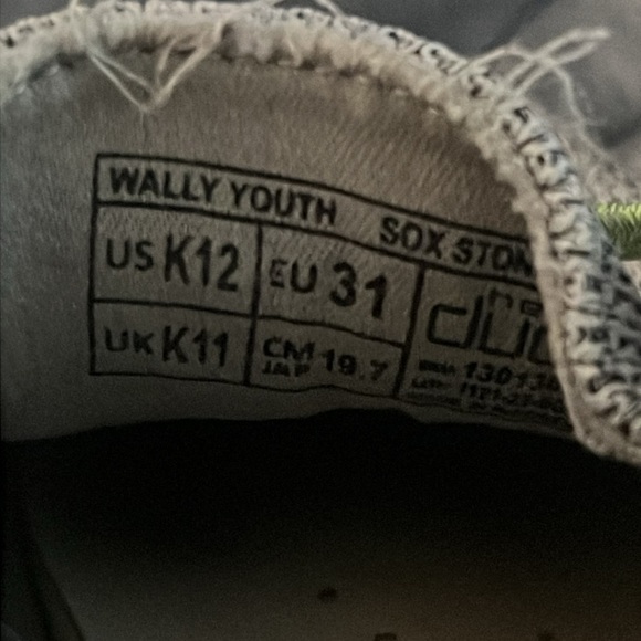 Hey Dude Wally Youth Slip On Shoes Size 12 - Picture 5 of 5